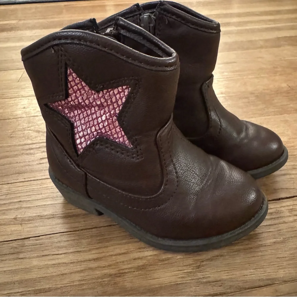 Place toddler faux leather brown pink star boots size 6  b52
